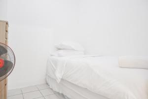 Best Deal and Comfy 2BR at Green Pramuka City Apartment By Travelio