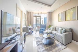 Frank Porter - Damac Distinction