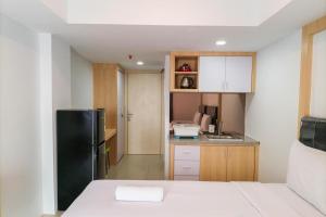 Comfort Studio at De Prima Apartment By Travelio