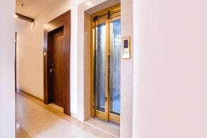 FabHotel Sunshine Residency