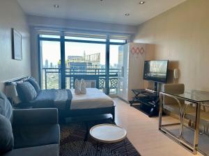 Studio Unit with Balcony in The Gramercy Residences