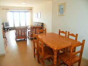 Apartment in Estartit with marina views