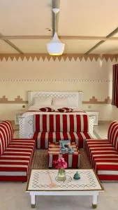 Room in Bungalow - Golden Palm Oasis - Royal Palm Suite - 阿夏尔奇亚