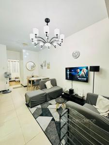 Traveler Residence by Celandine