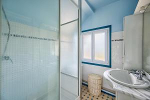 Maisons de vacances Villa Les Mouettes - A 50 m de la plage : photos des chambres