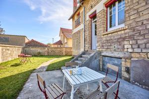 Maisons de vacances Villa Les Mouettes - A 50 m de la plage : Maison 3 Chambres