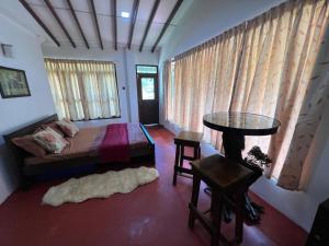 Moban House