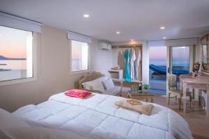 Parthenis Beach, Suites by the Sea Heraklio Greece