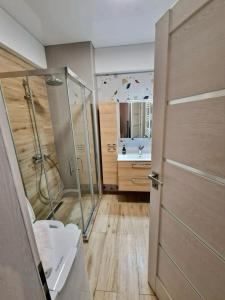 Black Sea Booking - Blue