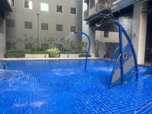 1 Br Family Suite in S Residences by JMS