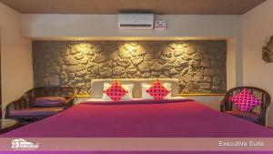 Lilly Valley Villa In Lonavala
