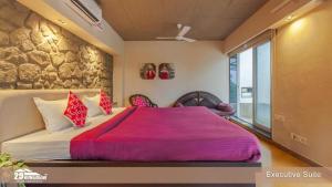 Lilly Valley Villa In Lonavala