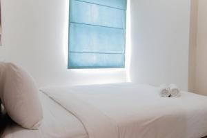 Unique and Fresh 2BR Parkland Avenue Apartment By Travelio