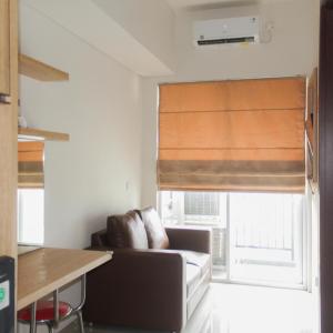 Unique and Fresh 2BR Parkland Avenue Apartment By Travelio