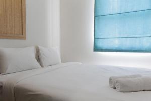 Unique and Fresh 2BR Parkland Avenue Apartment By Travelio