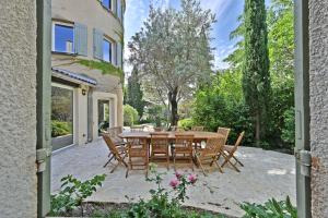 Villa avec piscine - 5 min dAvignon