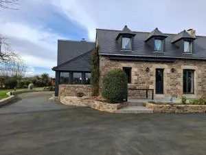 Chez Marie-Céline - Maison avec jacuzzi à 20 min du Val André - Langouhèdre