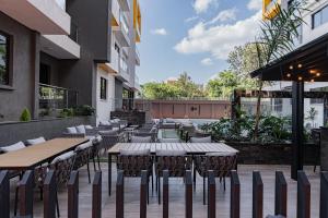 Wilma Towers Studio 11th floor One Bedroom Apartment, Swimming pool, gym, Sauna,Steam Room workspace ,Wonderiss Homes Kilimani Living