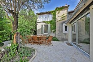 Villas Villa avec piscine - 5 min d-Avignon : photos des chambres