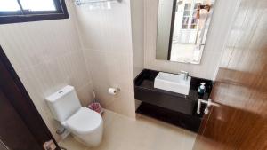 3br Townhouse Laguna Park