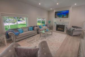 Creek Side Summit home