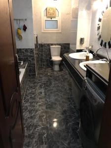 شقه مفروشه للايجار التجمع الخامس النرجس