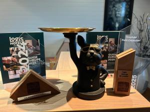 Hotels Logis Auberge De Launay : photos des chambres