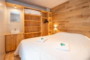 Nice apartment with suberb Sea Views