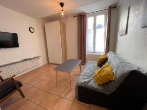 Appartements Appart-Village Le vieux Vichy centre T1,T2,T3 - Parking - Thermes : photos des chambres