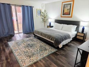 3BR Condo Near Lake & Skiing Sleeps 7