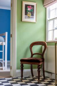 Chez Nous - central Maisonette - Bath Surrounds