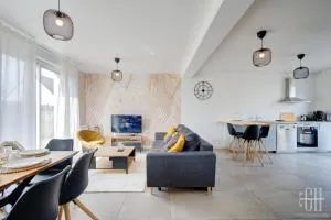 Maison familiale 4 chambres avec jardin et parking - 埃斯夫尔