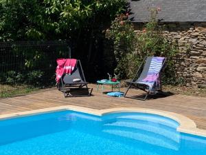Appartements FEREL Longere near beaches, 12 people, heated pool : photos des chambres