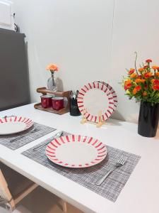 Unistay SHORE 3 Pool view w Balcony near MOA