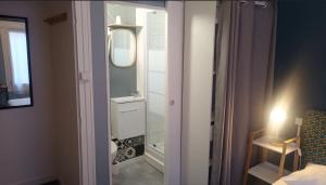 Hotels Hotel & Cantine De La Plage : photos des chambres