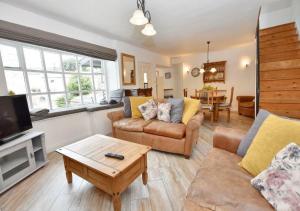 Bowland Breaks - Cobble View Cottage with Private Parking Nearthe local Wedding Venues