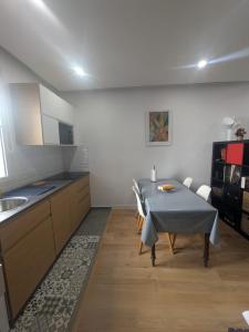 Charming apartment - famous Marais neighborhood