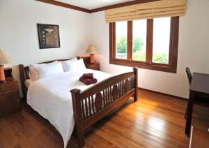 Thai Villa Melitta Bangrak Bohput, Beach, Pool, SeaViews, 6-enSuite, Full Villa, Luxury, AAA Location Koh Samui