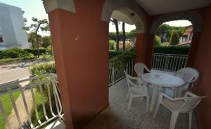 Lovely flat with balcony and private parking space 50mt from the sea in Lignano
