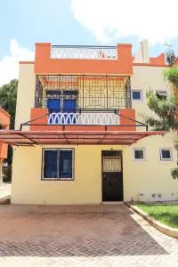 Odyssey Stays - 杉祖