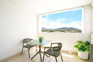 Cairns Central Studio 1012