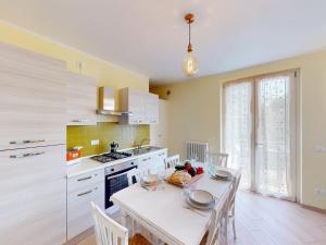 Pinko House By Bookinggardalake