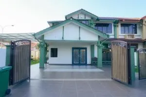 Green Villa Bukit tinggi#event house#karaokeroom - Teluk Panglima Garang