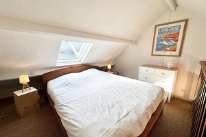 Maisons de vacances Maisonnette refaite a neuf - Jardin - Piscine : photos des chambres