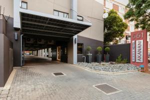 Akanani Apartments