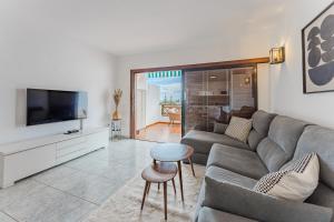 Ocean Walk Victoria Court 2 Modern Apartment With Terrace, Heated Pool, Netflix