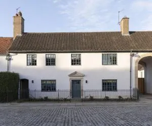 Churchill Cottage - Coundon