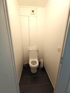 Appartements Les vergers de Serris, 6 personnes, 2 PK prives, balcon, lit bebe : photos des chambres