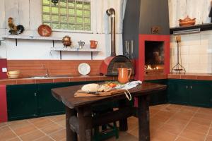 Portas da Levada A by Rent-a-key