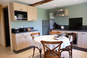 Maisons de vacances Le Clos des 2 Lys charmant gite avec spa en Touraine : photos des chambres